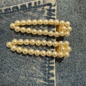 5/$15 Pearl Style Hair clips